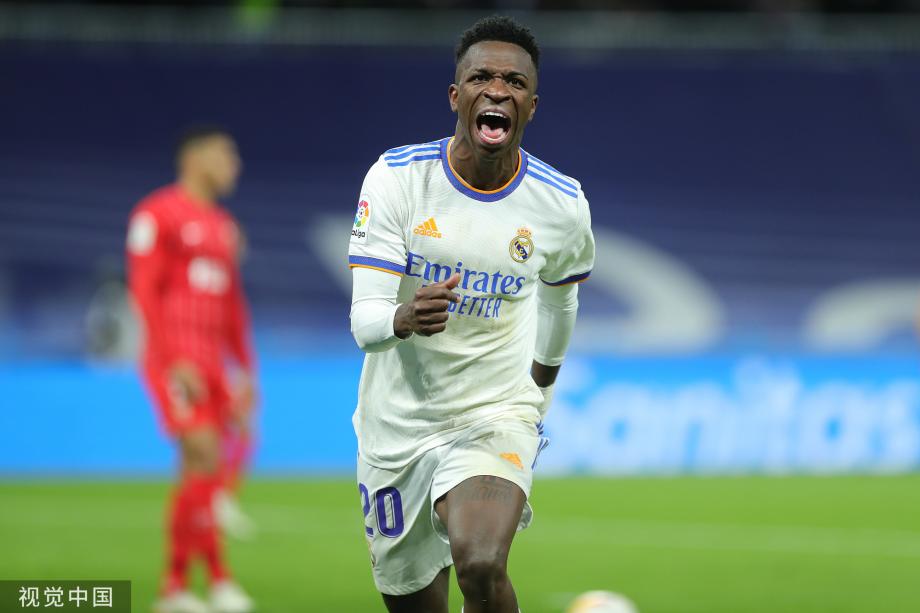 球员更早地 球员更早地